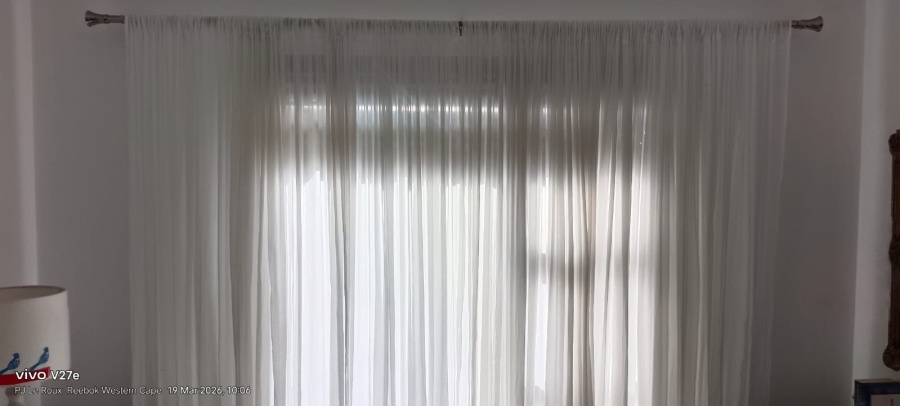 To Let 2 Bedroom Property for Rent in Reebok Western Cape